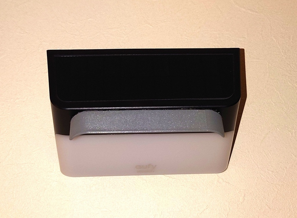 Anker eufy Security Solar Wall Light Cam S120用 40°取付ベース&バイザー のSTLデータ