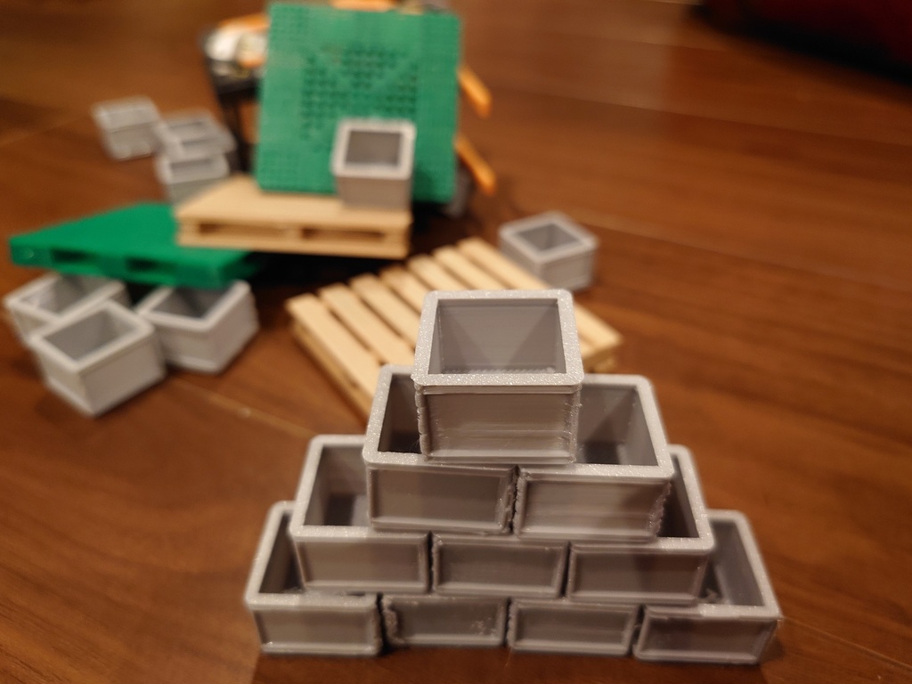 【無料DL】ミニチュアパレットと通い箱 のSTLデータ【更にVer.UP】