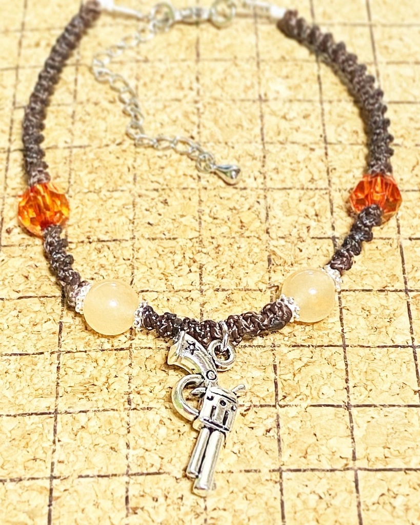 マクラメブレスレット