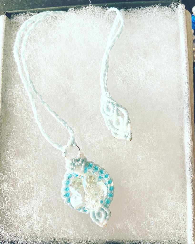 氷の花 ネックレスとブレスレットのセット