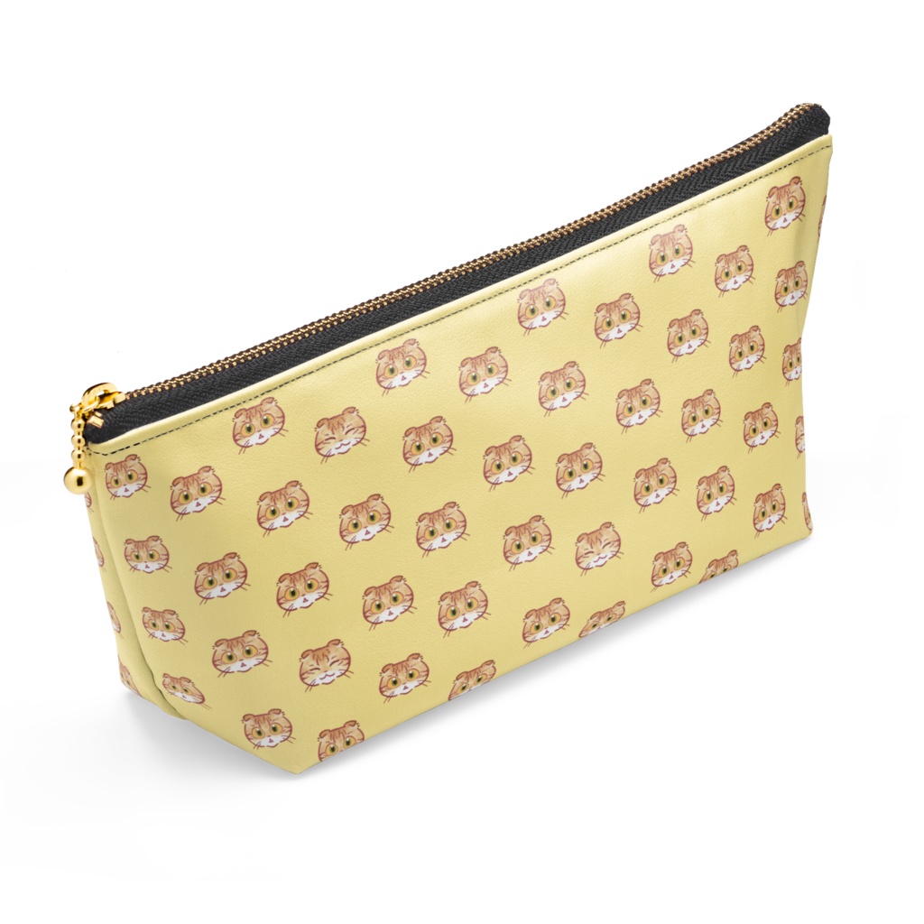 くるみちゃんのポーチ【フォロワーさんの猫ちゃん】