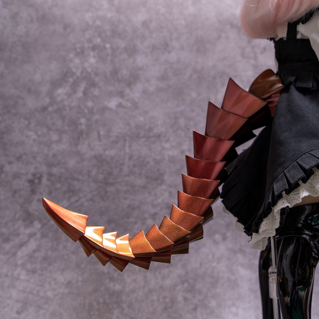 【受注生産】ドラゴン尻尾 全長~30cm - マジックレッド