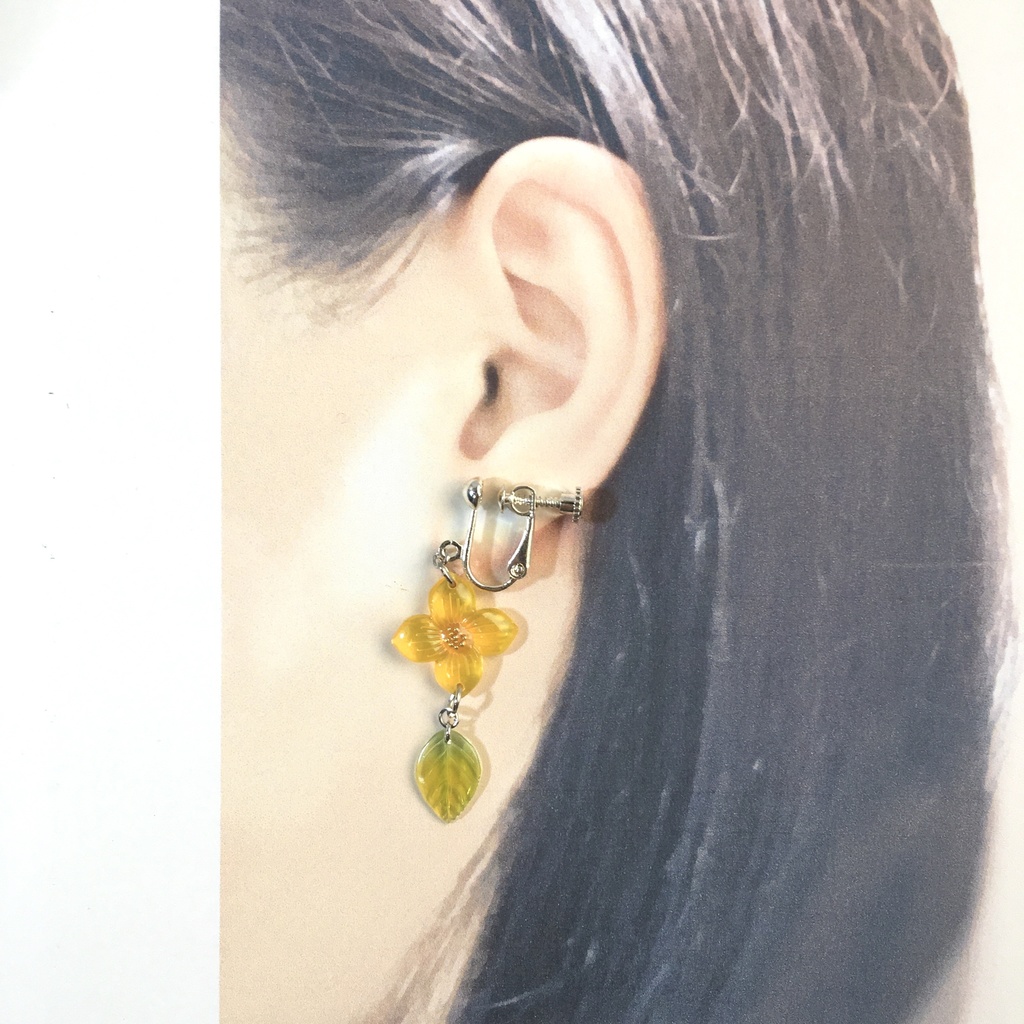 シンプルお花イヤリング・ピアス