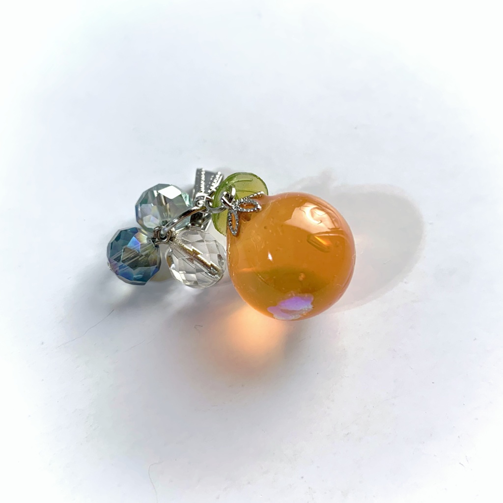 【アレルギー対応】まんまるみかんのビーズ付きネックレス