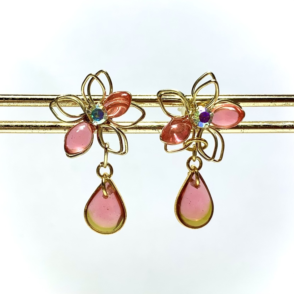 さくら色フラワーイヤリング・ピアス