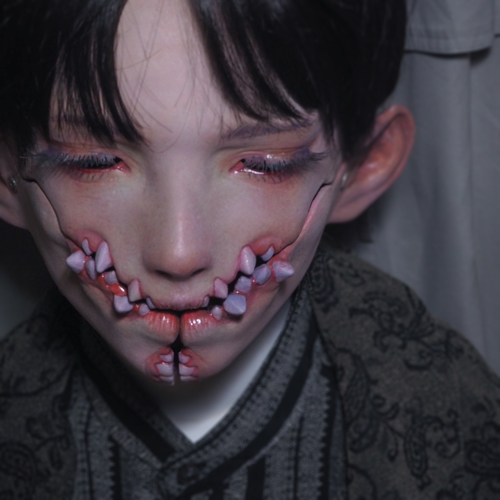 観音開き面 Insect mouth