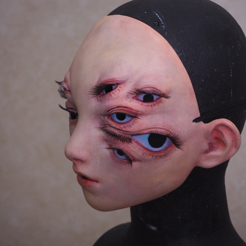 多眼面 Multiple eyes