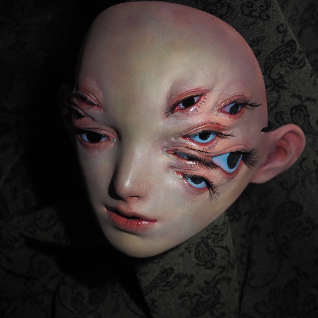 多眼面 Multiple eyes