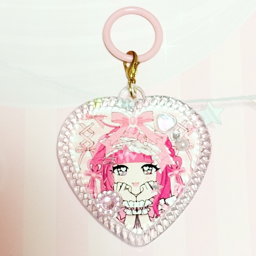 【ハンドメイド品】ハート型のおおきなめじるしアクセサリー
