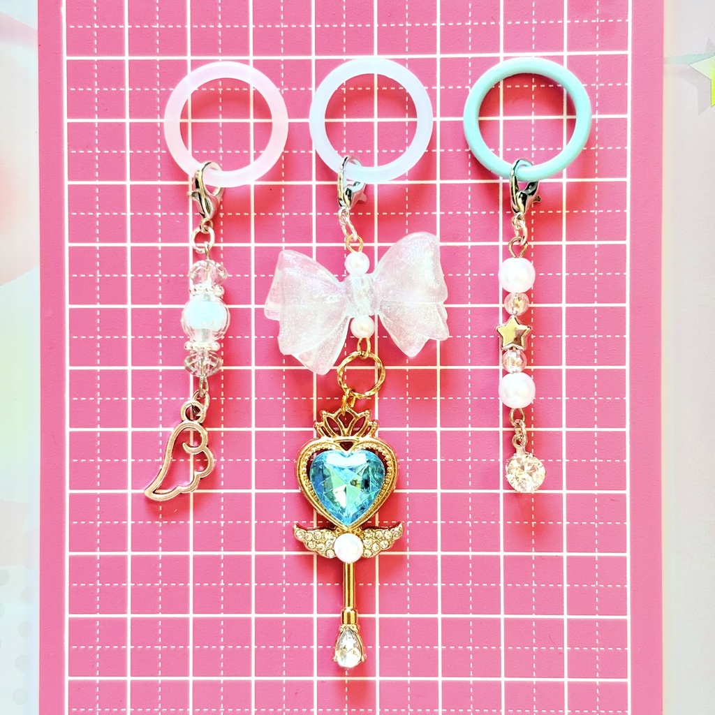 【ハンドメイド品】超カワ‼︎アルティメットエンジェル⭐︎魔法少女のめじるし 水色