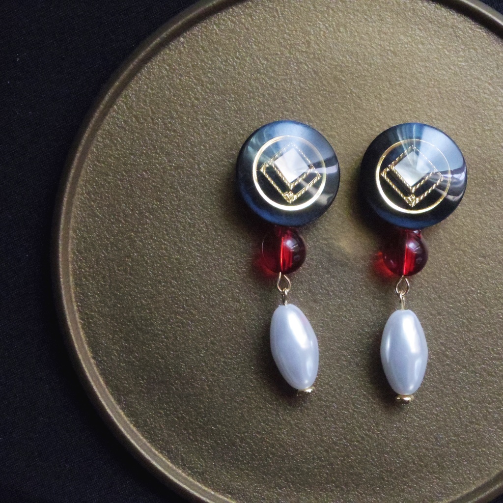 刀剣乱舞*三日月宗近祝装 イメージピアス◯イヤリング