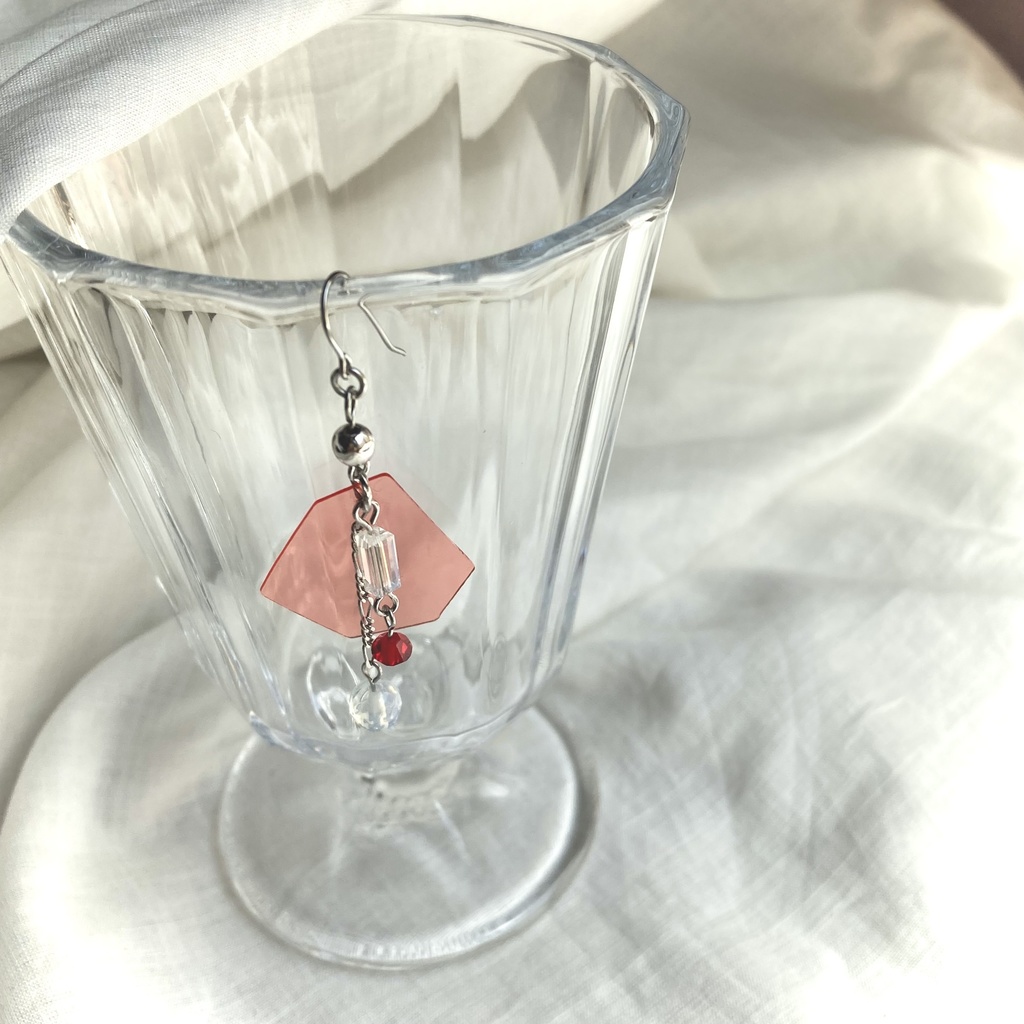 🌈🕒*VOLTACTIONメンバーイメージピアス◯イヤリング【片耳用】