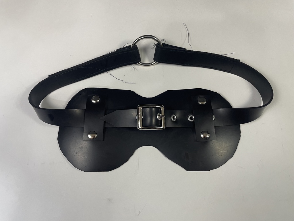 ラバー製アイマスク