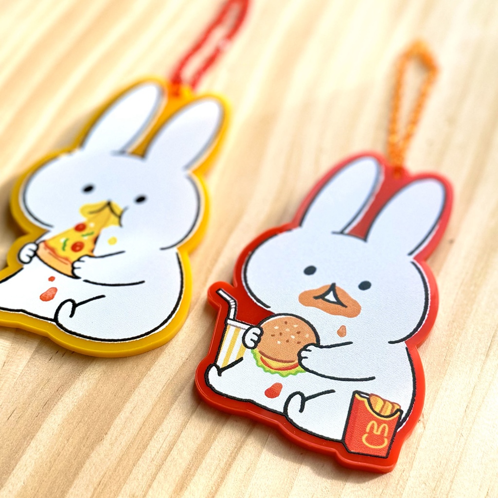 食べすぎアクリルチャーム