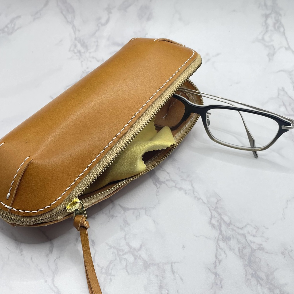 受注生産(5カラー)※キャメル在庫1つは即納可【本革】マルチレザーケース/ペンケースやメガネケースとしても使用可能