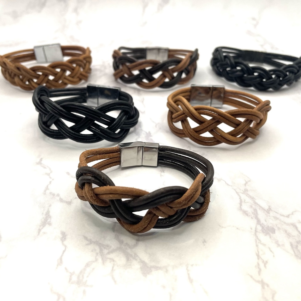 レザーブレスレット/お色組み合わせ指定可*各色1個は在庫有のため即納可