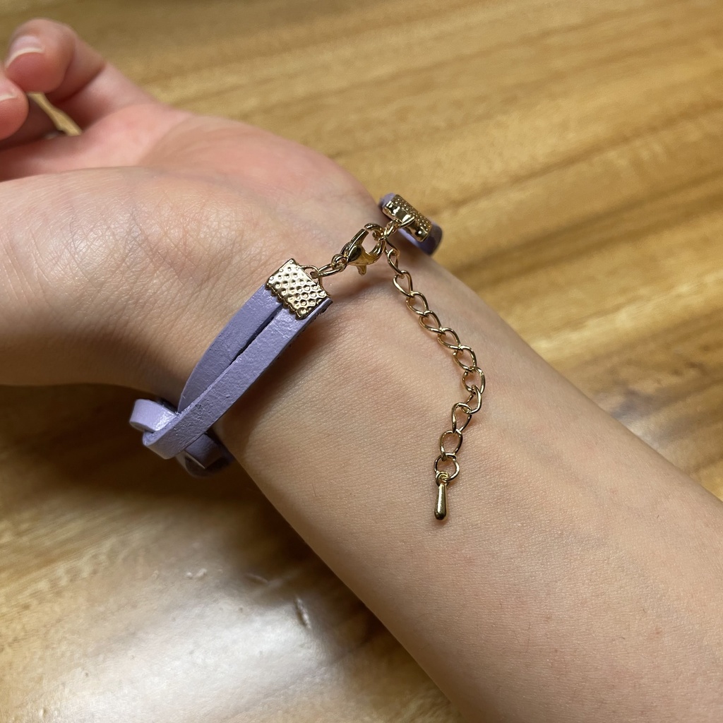 平紐カラフルレザーブレスレット(フリーサイズ)/お色組み合わせ指定ください