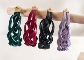 平紐カラフルレザーブレスレット(フリーサイズ)/お色組み合わせ指定ください