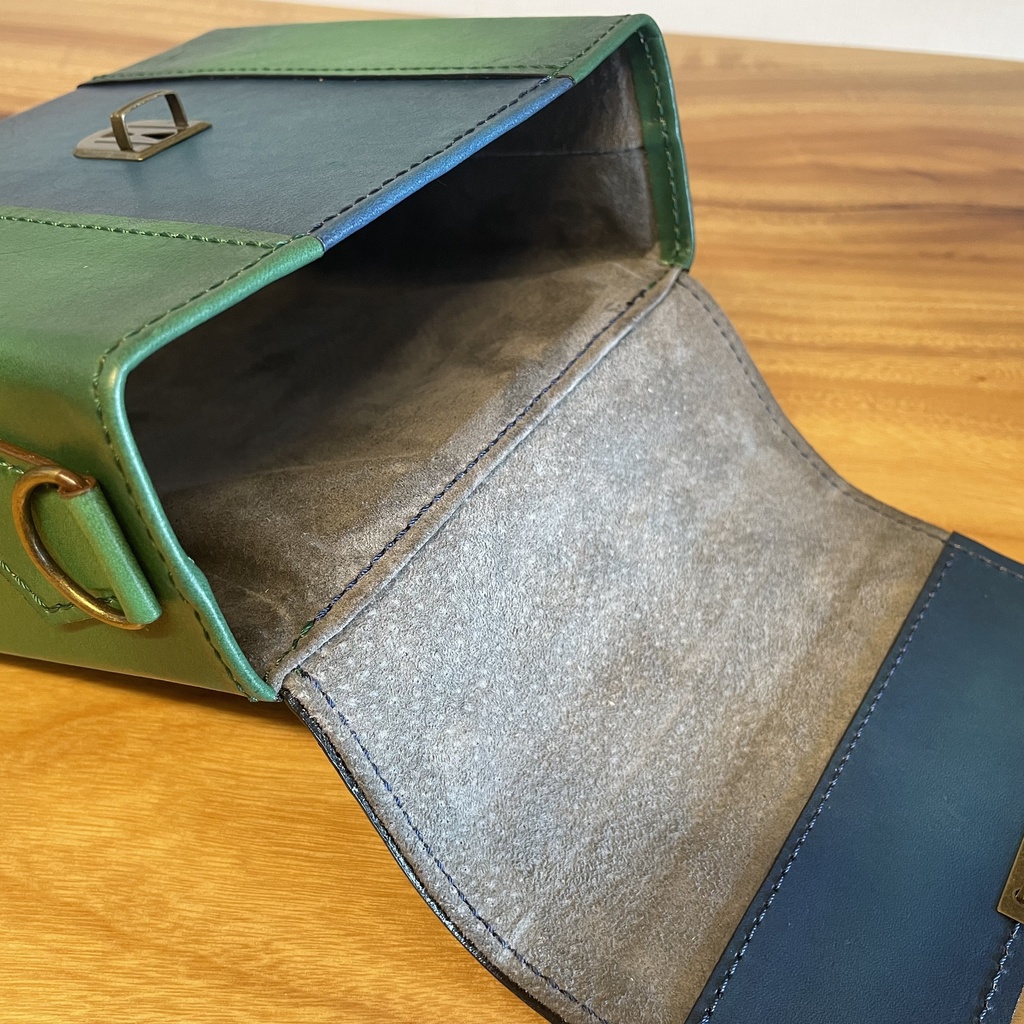 本革のミニハンドバッグ/ショルダーバッグ/バイカラー/セミオーダー・カラーリクエスト可
