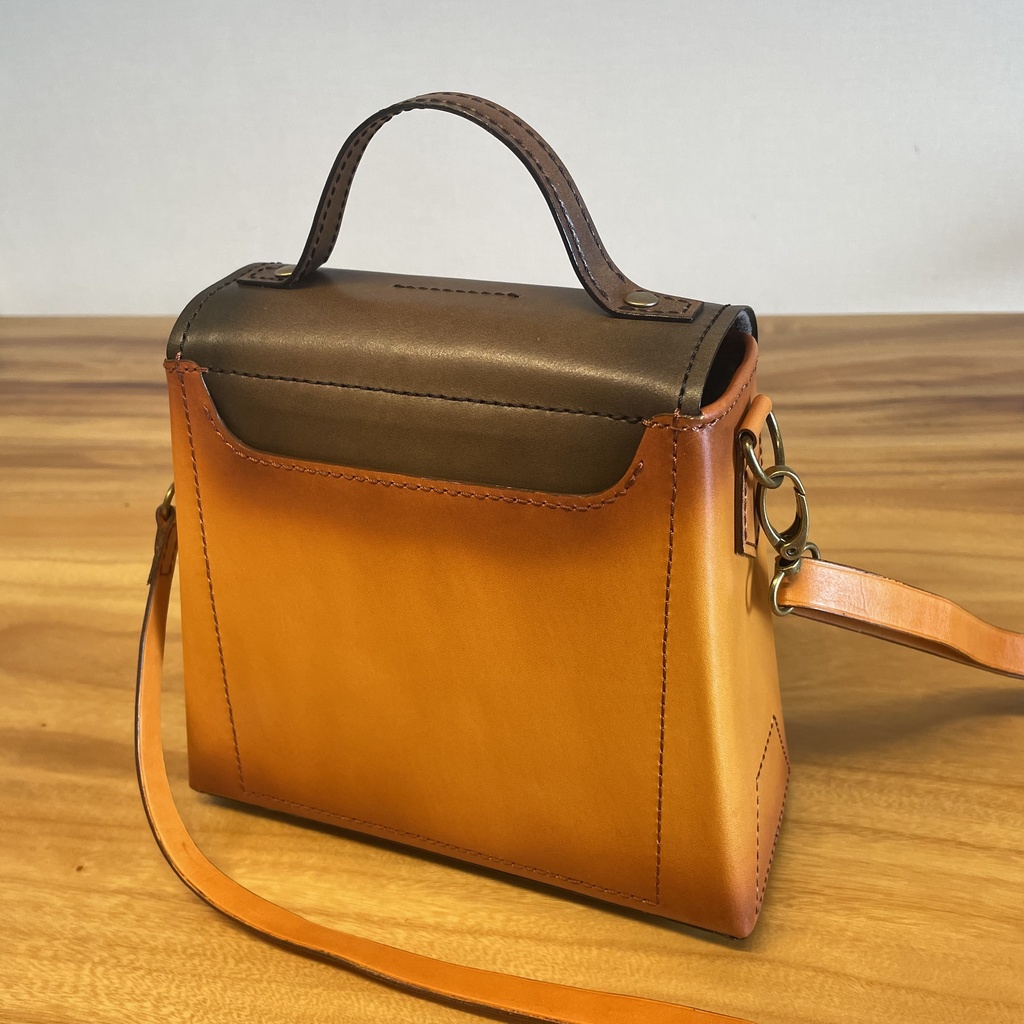 本革のミニハンドバッグ/ショルダーバッグ/バイカラー/セミオーダー・カラーリクエスト可