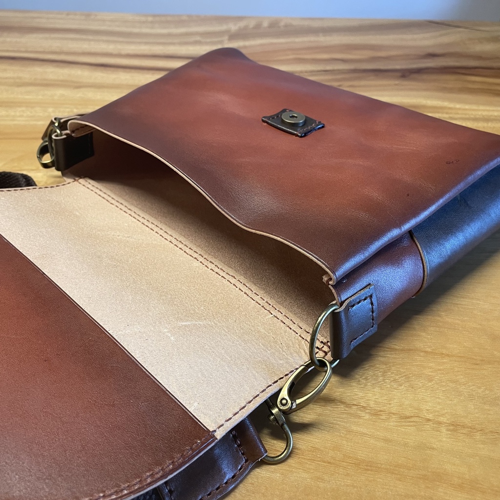 【カラーリクエスト可】本革のショルダーバッグ/バイカラー/セミオーダー
