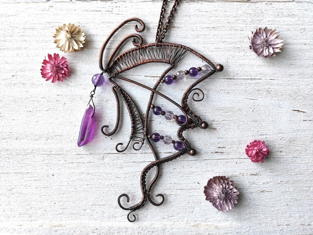 夢幻の蝶ネックレス*葡萄*