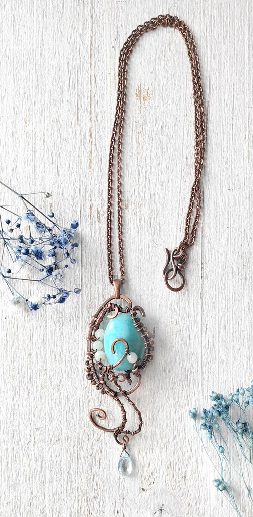 アマゾナイトのネックレス