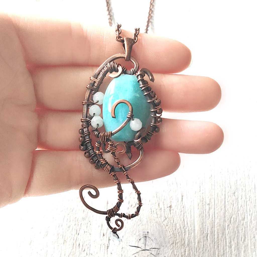 アマゾナイトのネックレス