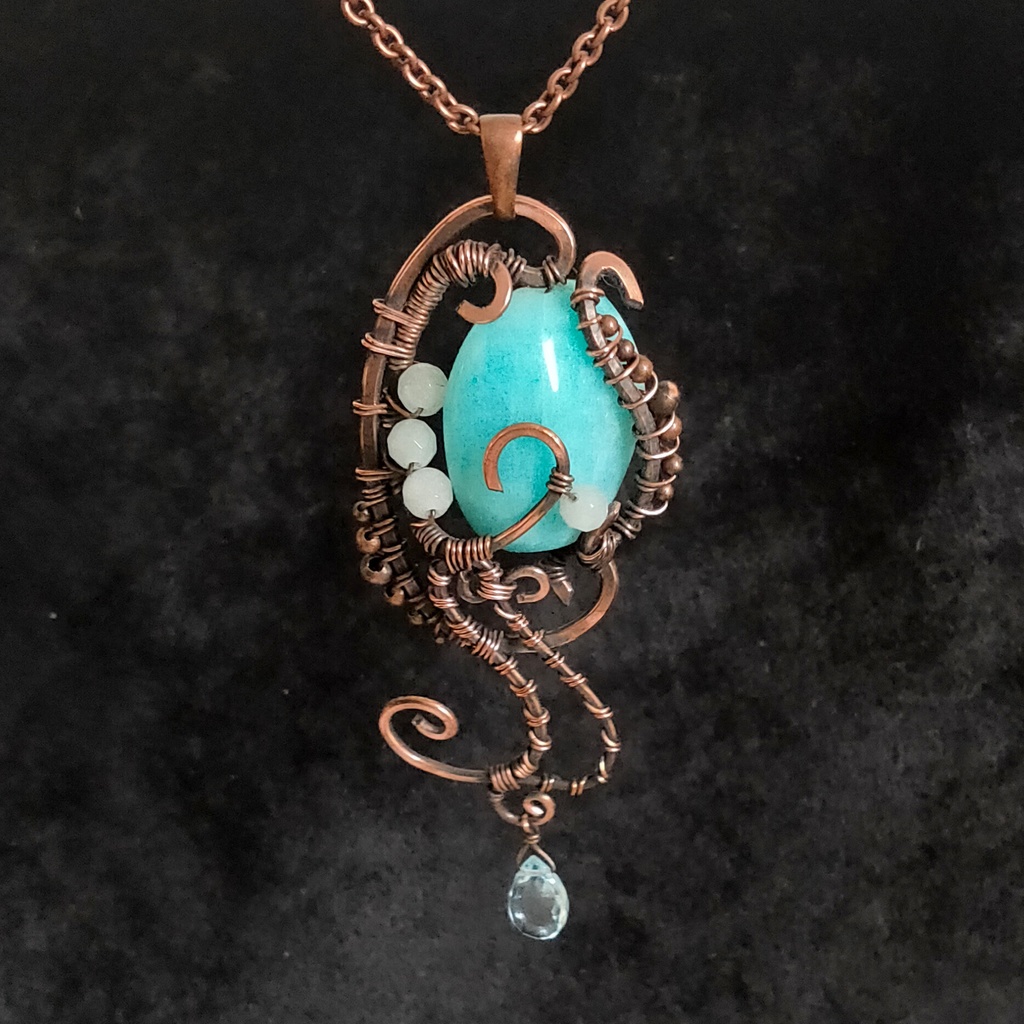 アマゾナイトのネックレス