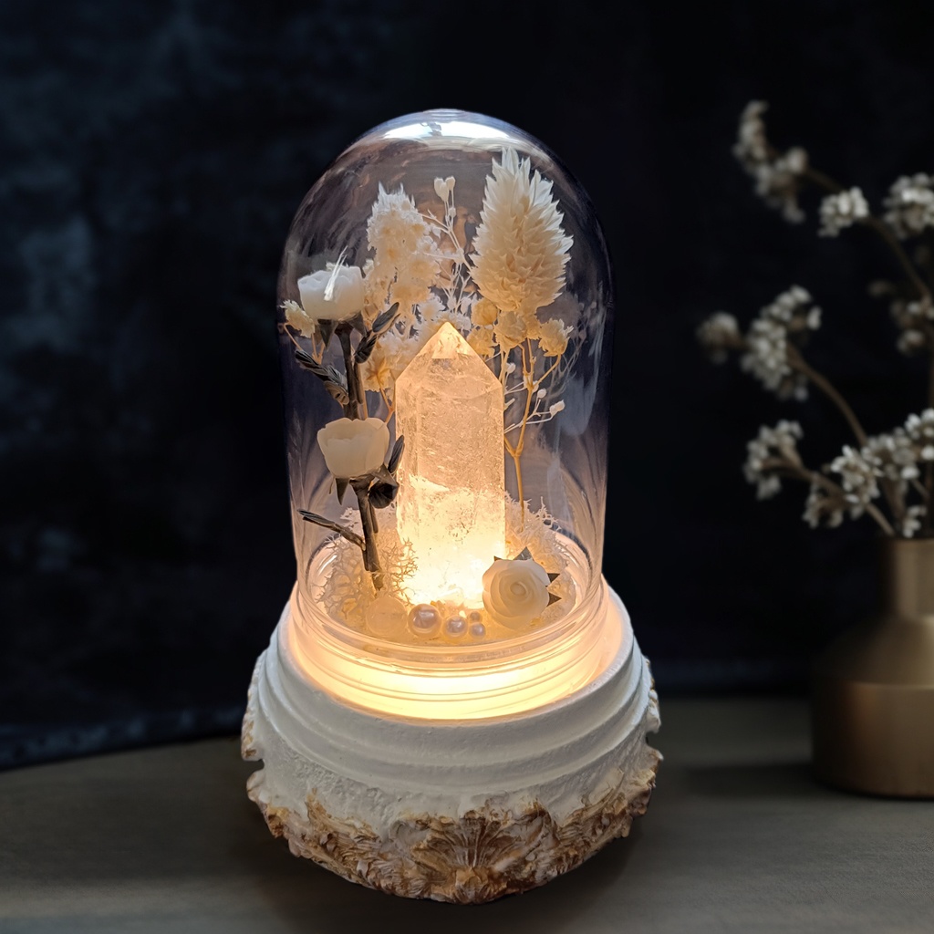 鉱物ランプ『白』中サイズ・水晶・ムーンストーン・パール