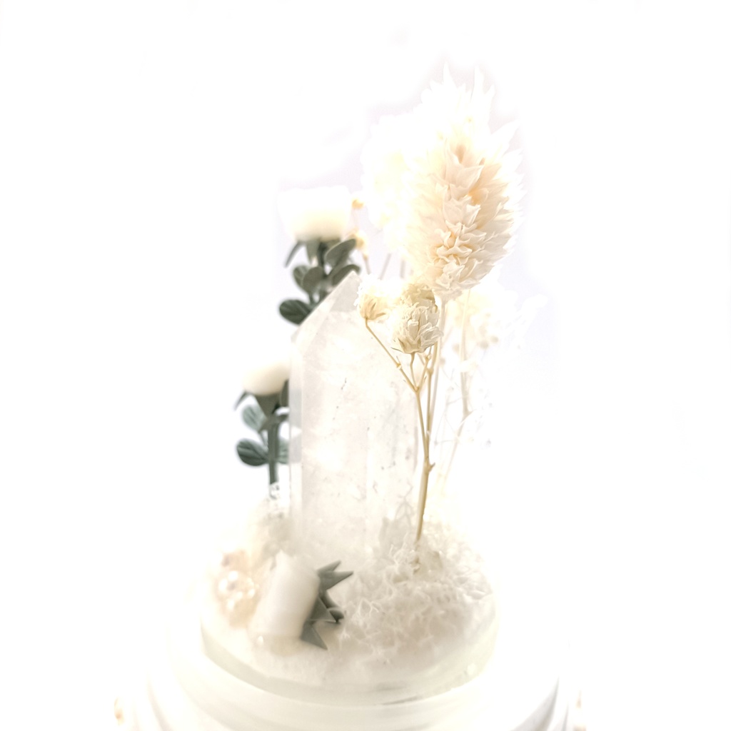 鉱物ランプ『白』中サイズ・水晶・ムーンストーン・パール