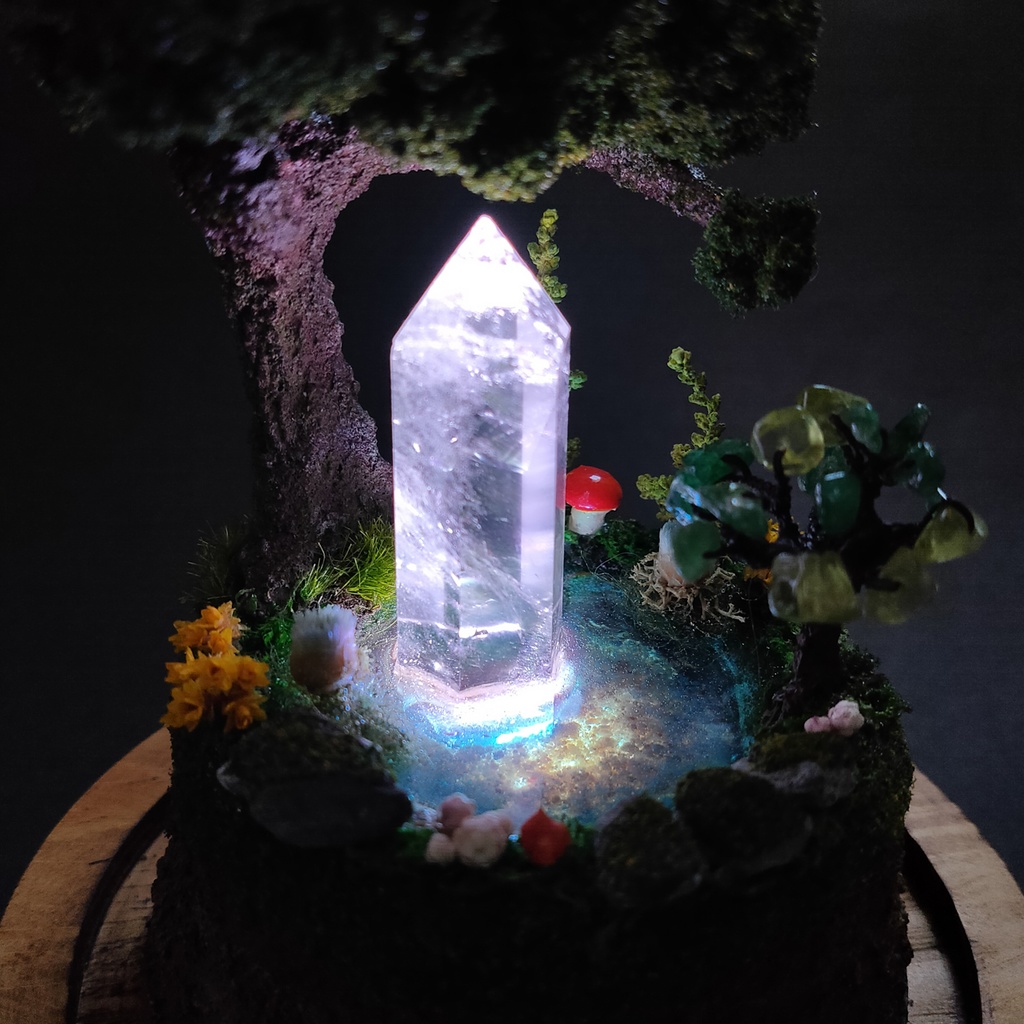 鉱物ランプ『森の泉と結晶の樹』大・水晶・リモコン切替点灯