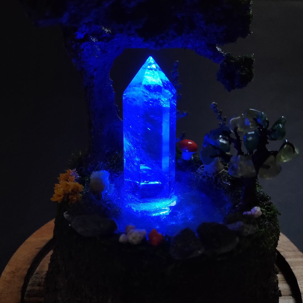 鉱物ランプ『森の泉と結晶の樹』大・水晶・リモコン切替点灯