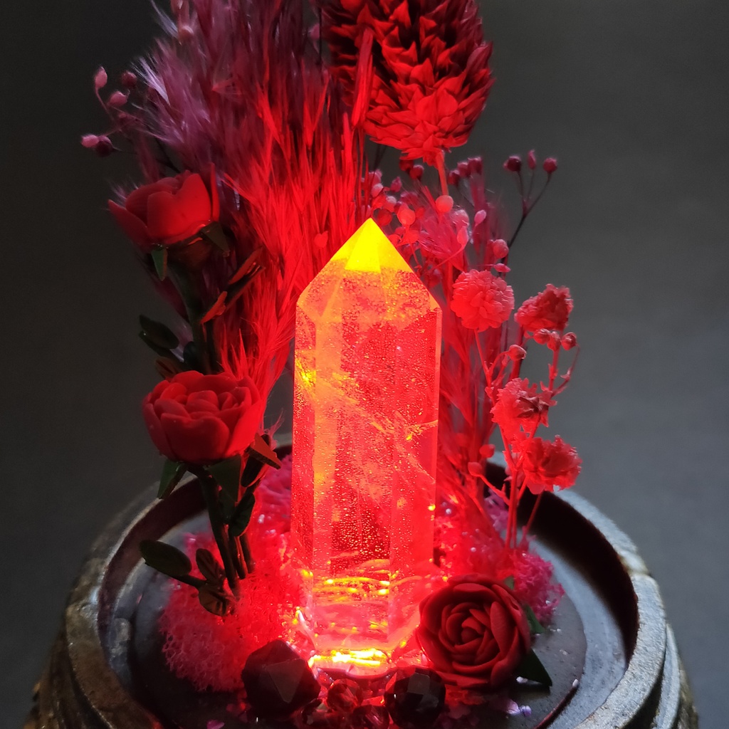 鉱物ランプ『赤』中サイズ・水晶・ガーネット