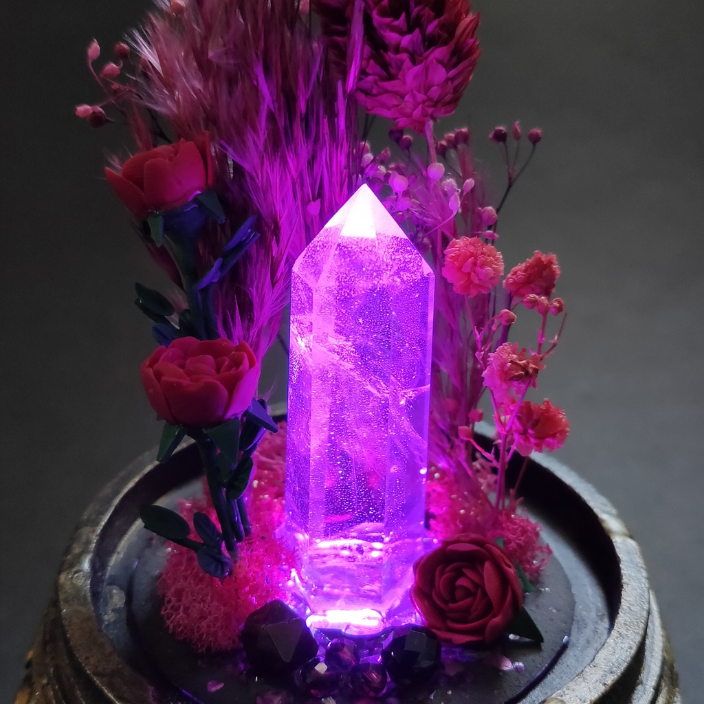 鉱物ランプ『赤』中サイズ・水晶・ガーネット