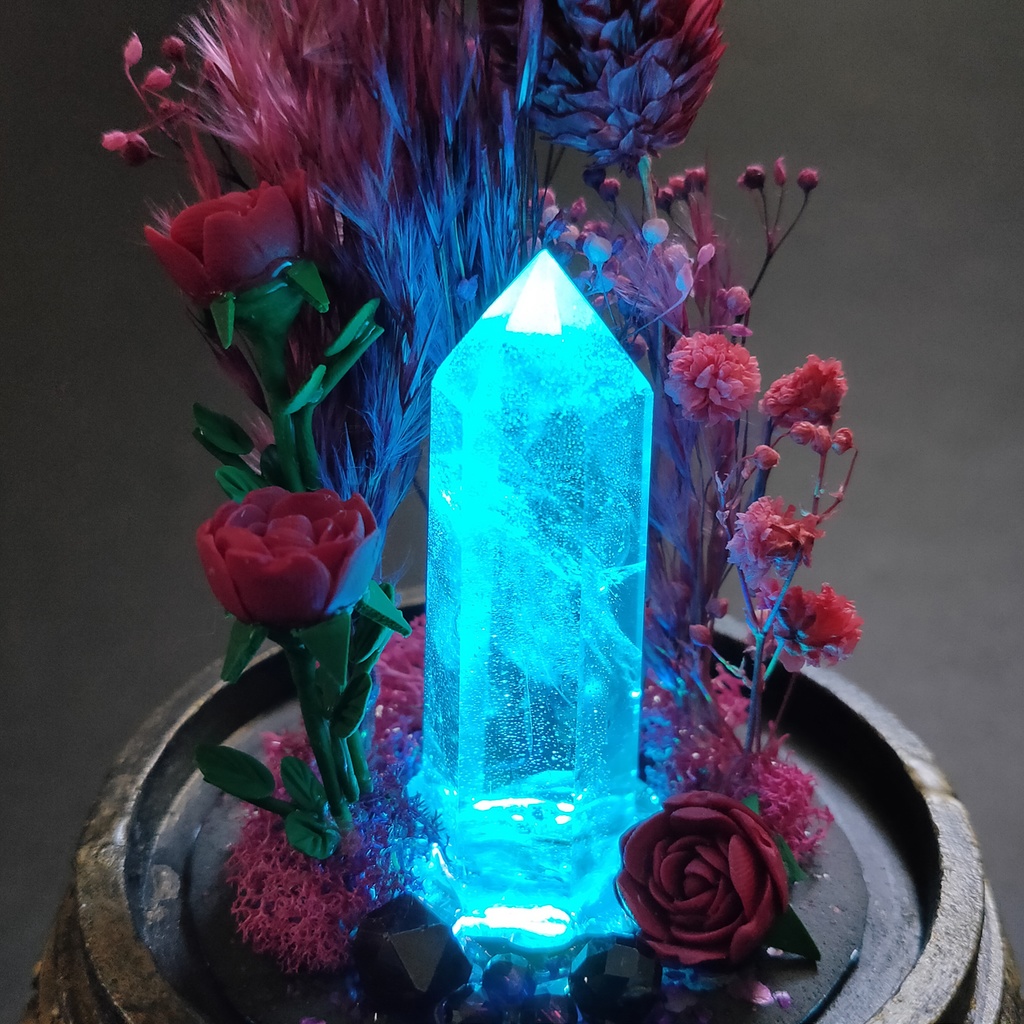 鉱物ランプ『赤』中サイズ・水晶・ガーネット