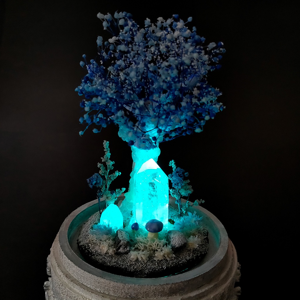 【期間限定・冬】鉱物ランプ『結晶樹と青い花』中・水晶・リモコン切替点灯