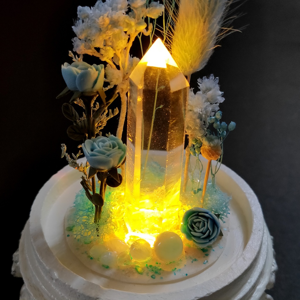 鉱物ランプ『水色』中サイズ・水晶・アクアマリン