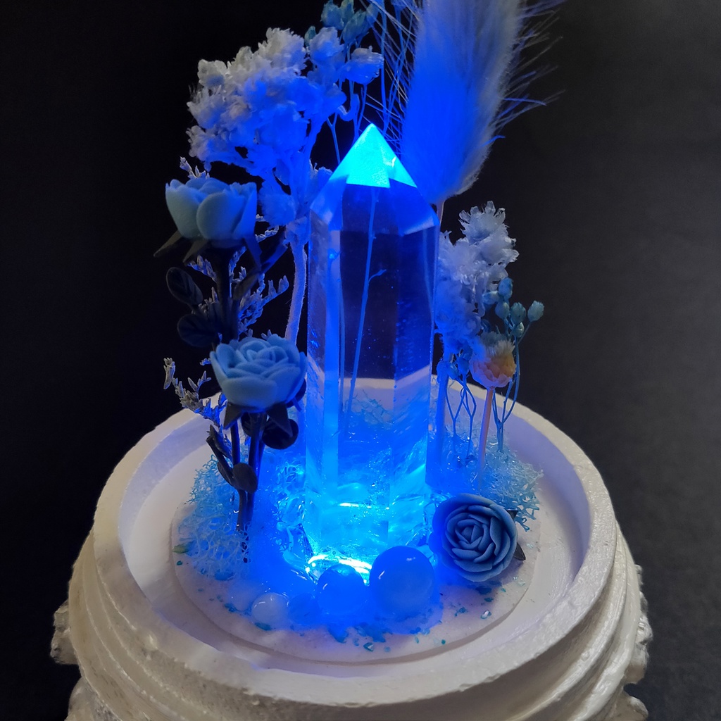 鉱物ランプ『水色』中サイズ・水晶・アクアマリン