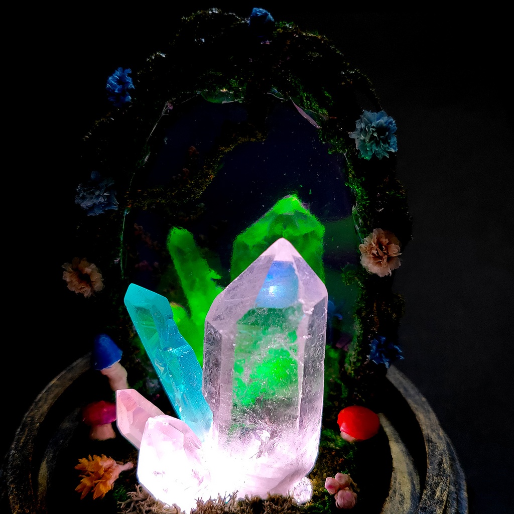 鉱物ランプ『結晶世界への入り口』中・水晶・リモコン切替点灯