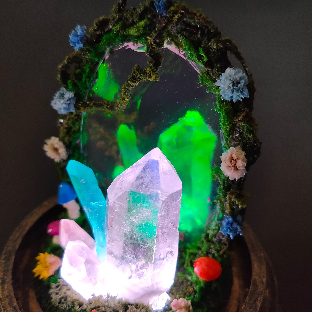 鉱物ランプ『結晶世界への入り口』中・水晶・リモコン切替点灯