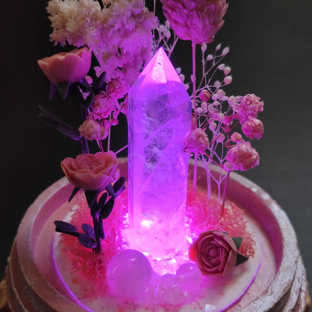 鉱物ランプ『ピンク』中サイズ・水晶・モルガナイト