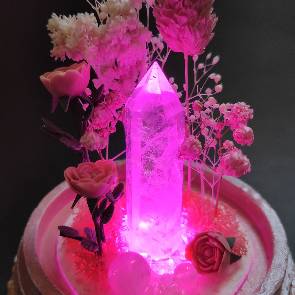鉱物ランプ『ピンク』中サイズ・水晶・モルガナイト