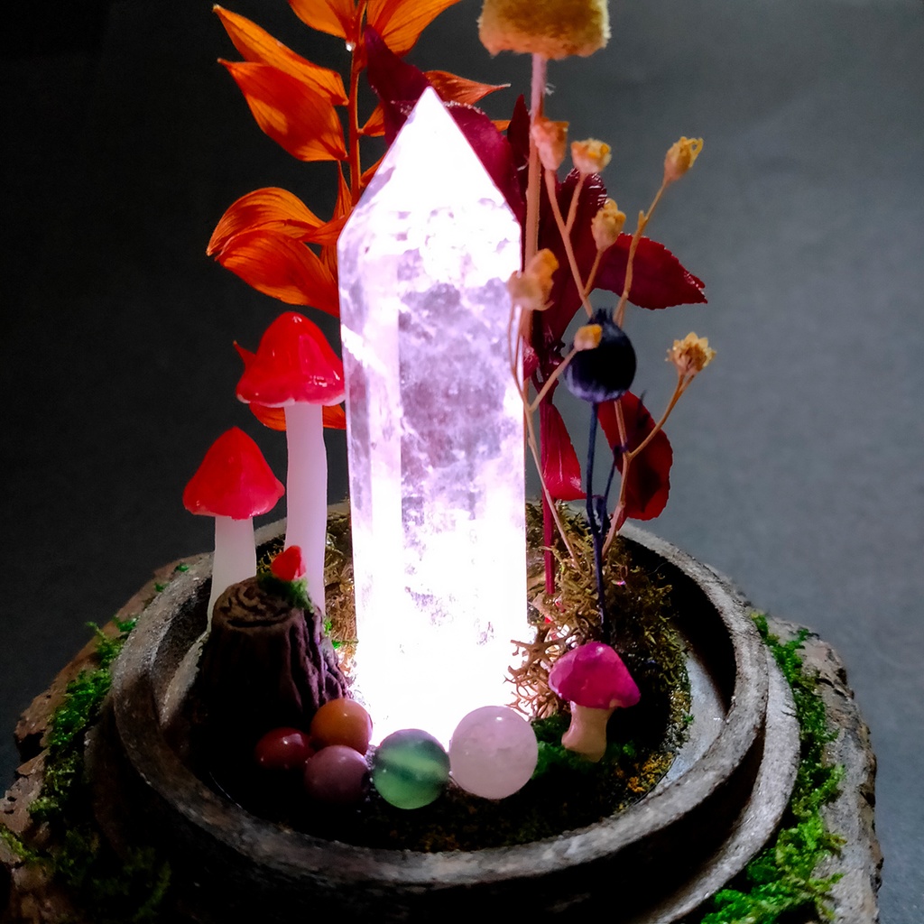 【期間限定・秋】鉱物ランプ『秋とキノコ』中・水晶・リモコン切替点灯