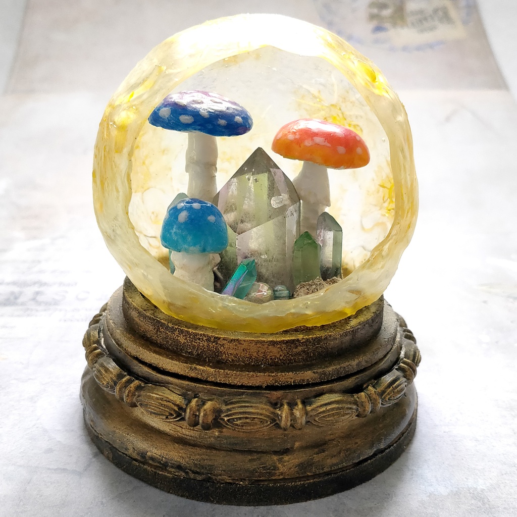 鉱物ランプ『月世界』中・水晶・リモコン切替点灯