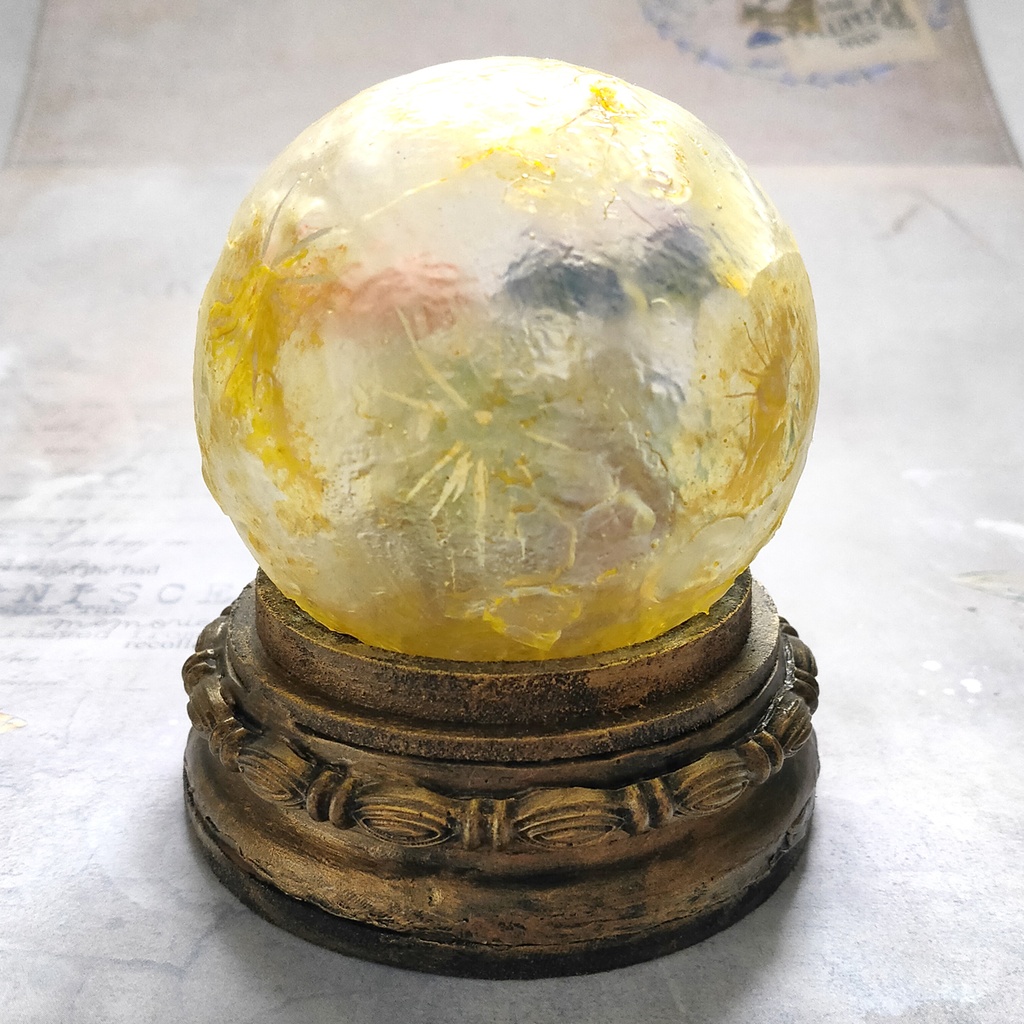 鉱物ランプ『月世界』中・水晶・リモコン切替点灯