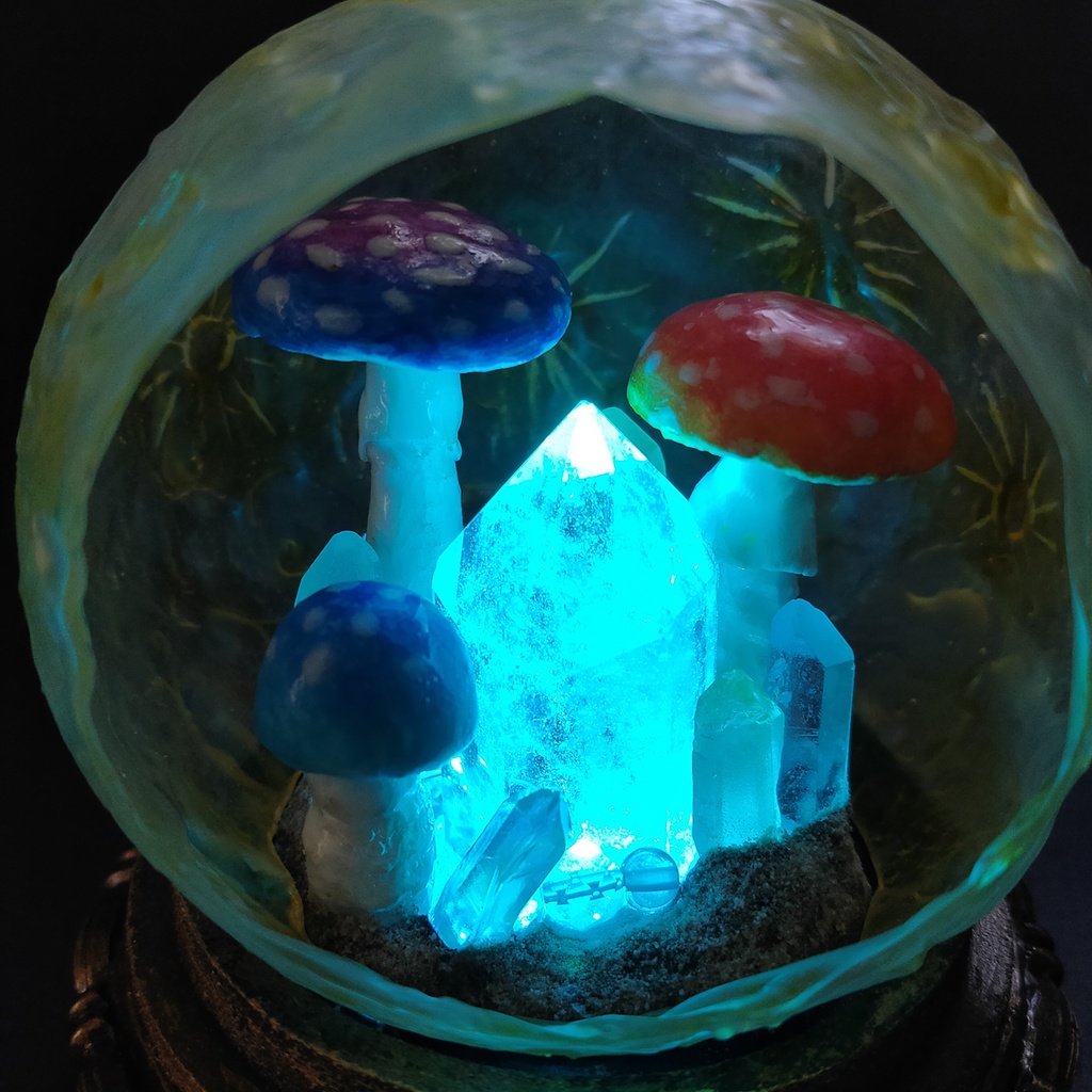 鉱物ランプ『月世界』中・水晶・リモコン切替点灯