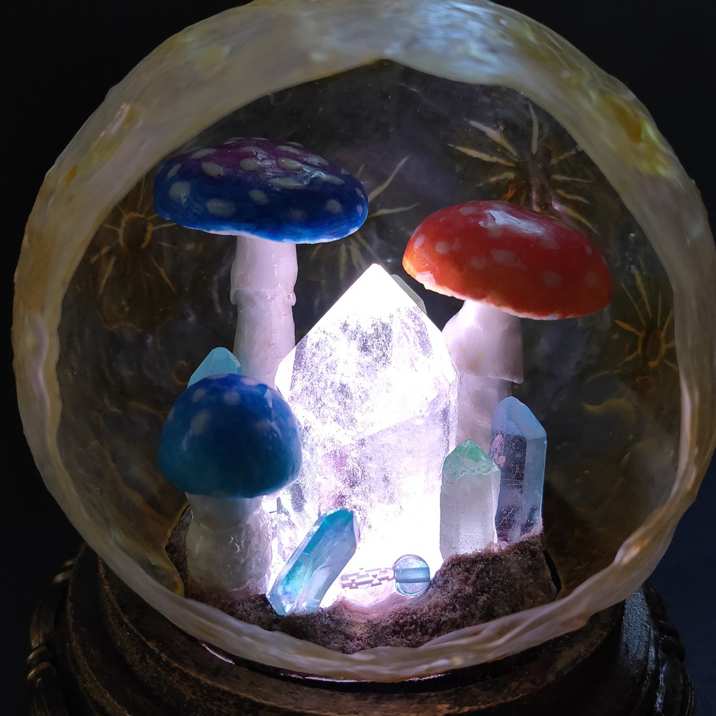 鉱物ランプ『月世界』中・水晶・リモコン切替点灯