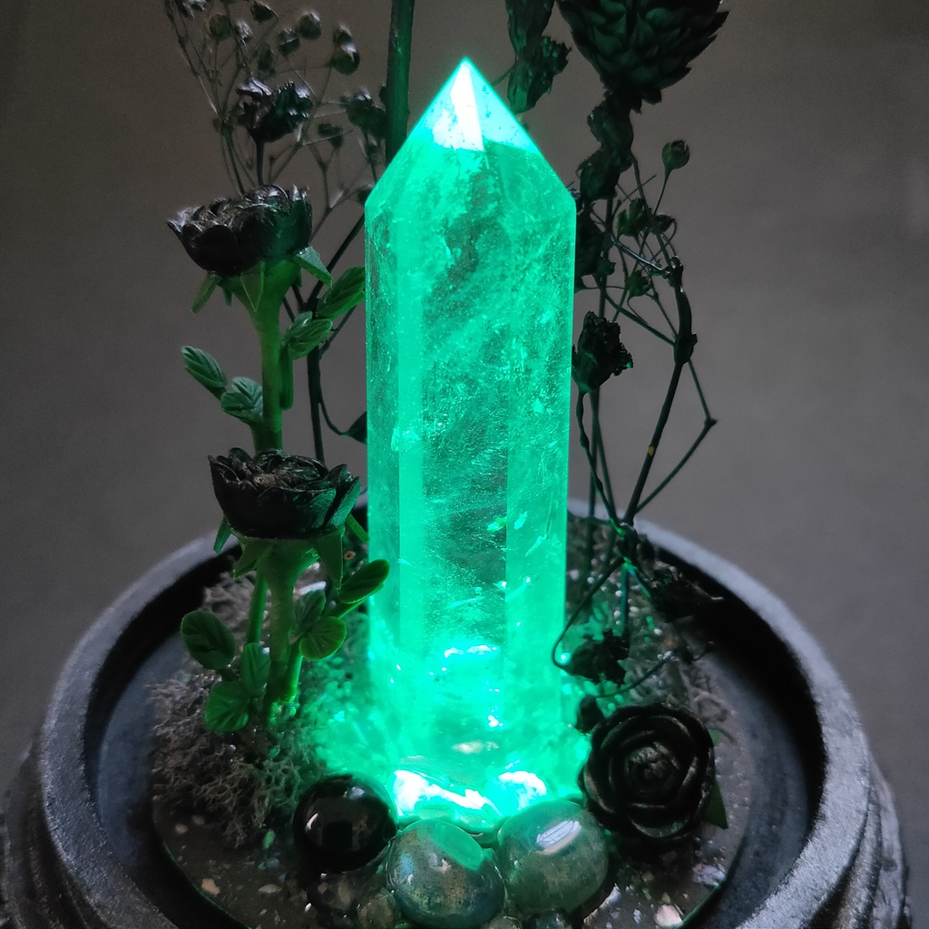 鉱物ランプ『黒』中サイズ・水晶・オニキス