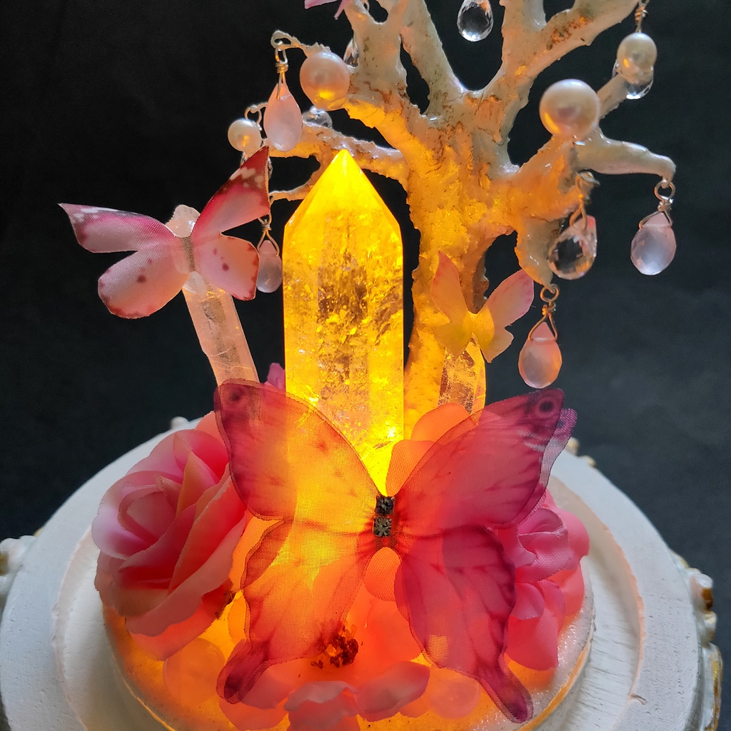 鉱物ランプ『蝶と花のブーケ-ピンク-』大・水晶・リモコン切替点灯